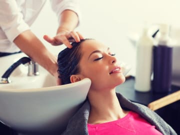 How to market your hair or nail salon with Instagram Stories