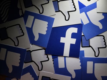 How to remove Facebook reviews from your local business page