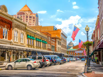 How much does it cost to rent space for a small business?