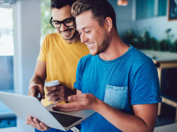 How to spot fake online reviews