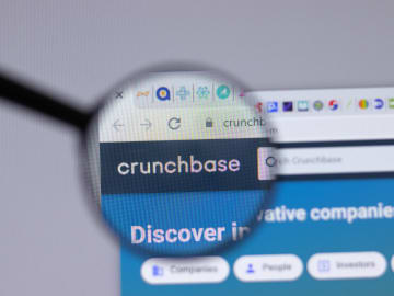 How to create and claim your free Crunchbase business listing