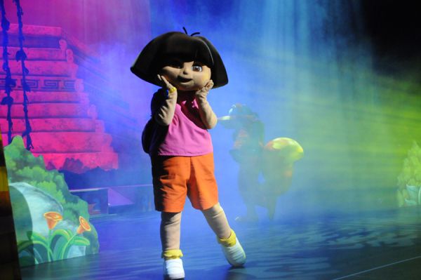 Dora the Explorer Live