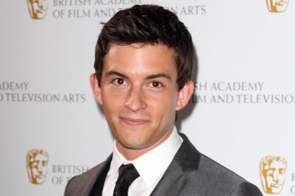 WATCH: “Bridgerton” star Jonathan Bailey shares with Bazaar UK