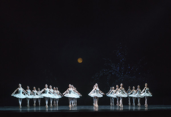 La Bayadère. Artists of The Royal Ballet. ©ROH, 2018. Photographed by Bill Cooper.