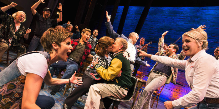 The original Broadway cast of Come From Away (Photo: Matthew Murphy)