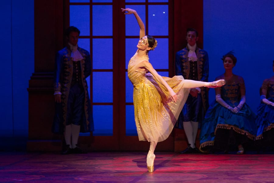 Dutch National Ballet's Cinderella (Photo: Angela Sterling)