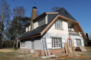 Restauratie colombage, reinigen en crepi plaatsen
