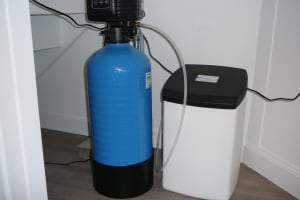 Waterontharder in de trapkast...