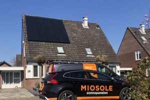 Zonnepanelen geplaatst in Waardenburg