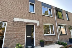 Afgeronde Voorgevels / Voordeuren