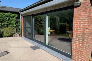 Mooi, Groot aluminium schuifraam