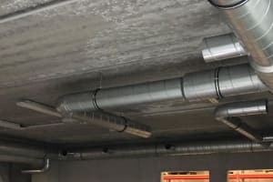 Ventilatie bedrijgsgebouw