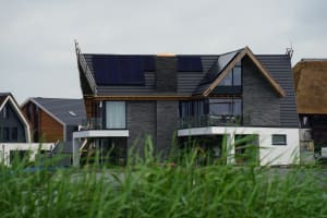 Zonnepanelen Zwart schuindak