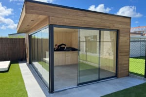 TUINHUIZEN EN CARPORTS