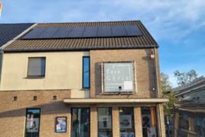 16 x Risen full black zonnepanelen