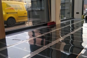 Aanleg Infrarood Vloerverwarming