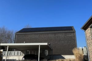 DC gedeelte foto's zonnepanelen