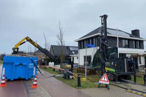 Boren van een gesloten bronnensysteem