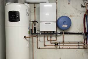 Warmtepompboiler ariston 250L + gaswand vaillant