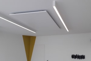 Praktijkruimte met comfortabele infrarood verwarming