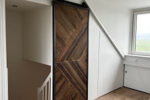 Schuifdeur geplaatst