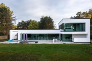 Moderne Nieuwbouw Villa (Crepi+Steenstips)
