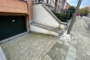 Plaatsen van houten gevelbekleding en crepi