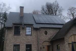 LG320 Full black panelen met een Solar Edge omvormer