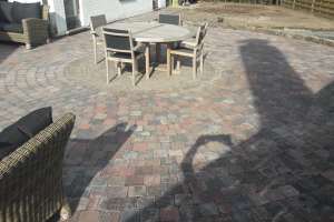 BETON KLINKERS EN WATERDOORLATENDE KLINKERS