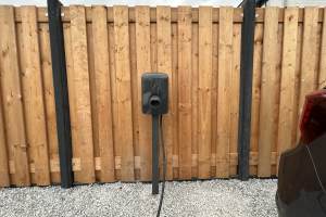 Laadpaal installatie badhoevendorp