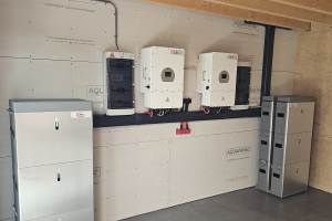 EnergieOpslagSysteem (EOS) en 27st zonnepanelen