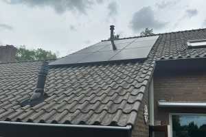 Particulieren Zonnepanelen installatie
