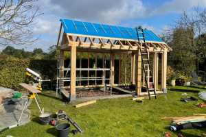 Nieuwbouw houten bijgebouw