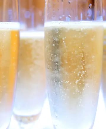 OB/Breathless%20Sparkling%20Wines/TEP/Bubbles%20and%20Bliss/experience-card