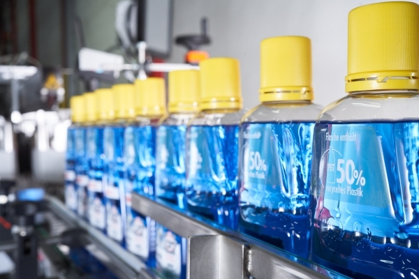 SONAX Produktflaschen aus recyceltem Plastik