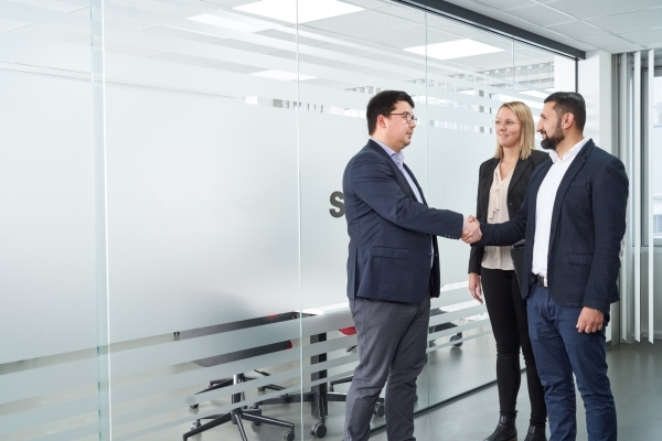 Enge Zusammenarbeit und Kommunikation mit SONAX Partnern in der Lieferkette