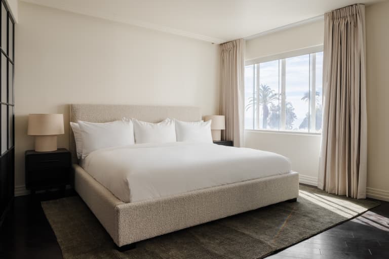 Sonder The Beacon - stay in Santa Monica, CA