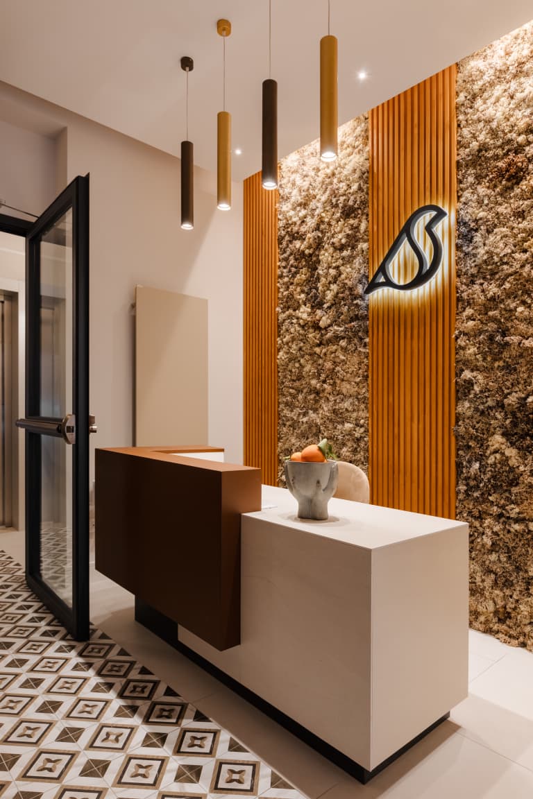 Antinoo furnished apartment rentals in Roma Sonder