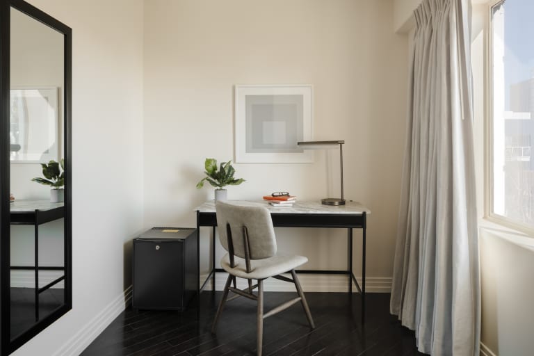 Sonder The Beacon - stay in Santa Monica, CA