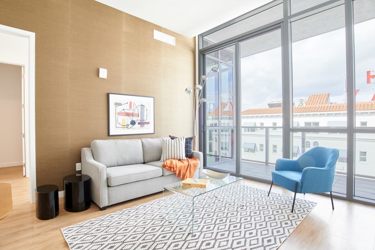 Stunning 2br At 17west Neighborhood Apartment Rentals Sonder