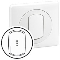 Céliane, un enjoliveur à monter sur mécanisme et à compléter d’un support et d’une plaque de finitio