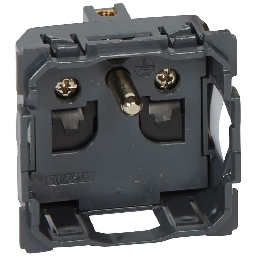 Céliane, une prise de courant à combiner avec des plaques pour jouer sur les couleurs et les matière