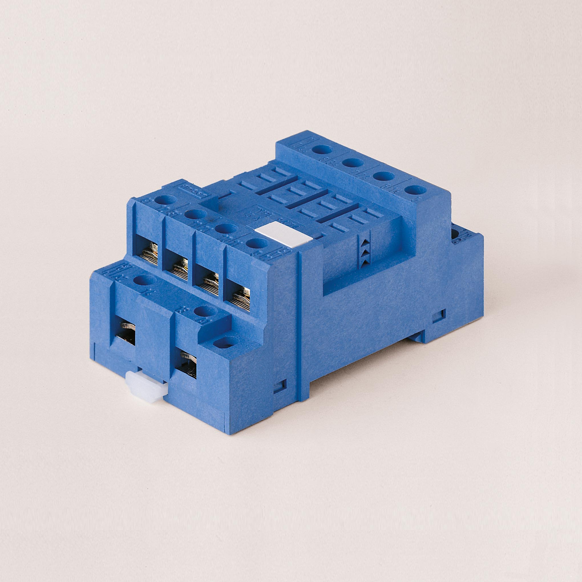 Support 10a 250v, température ambiante -40° à 70°c, séries 5634, bleu, étrier métallique, bornes à v