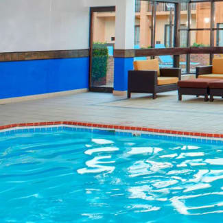 Select Detroit Auburn Hills indoor pool