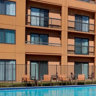 Select Atlanta Airport North outdoor pool