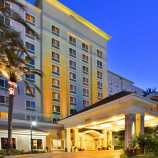 Hotel Exterior Resort Entrance