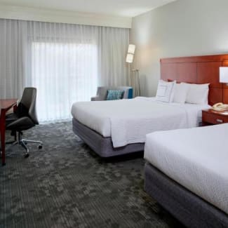 Mcica Queen Queen Guestroom Web