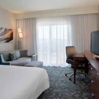 Mcihm King Guestroom Web