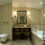 Tower building - Tower Rooms Bathroom