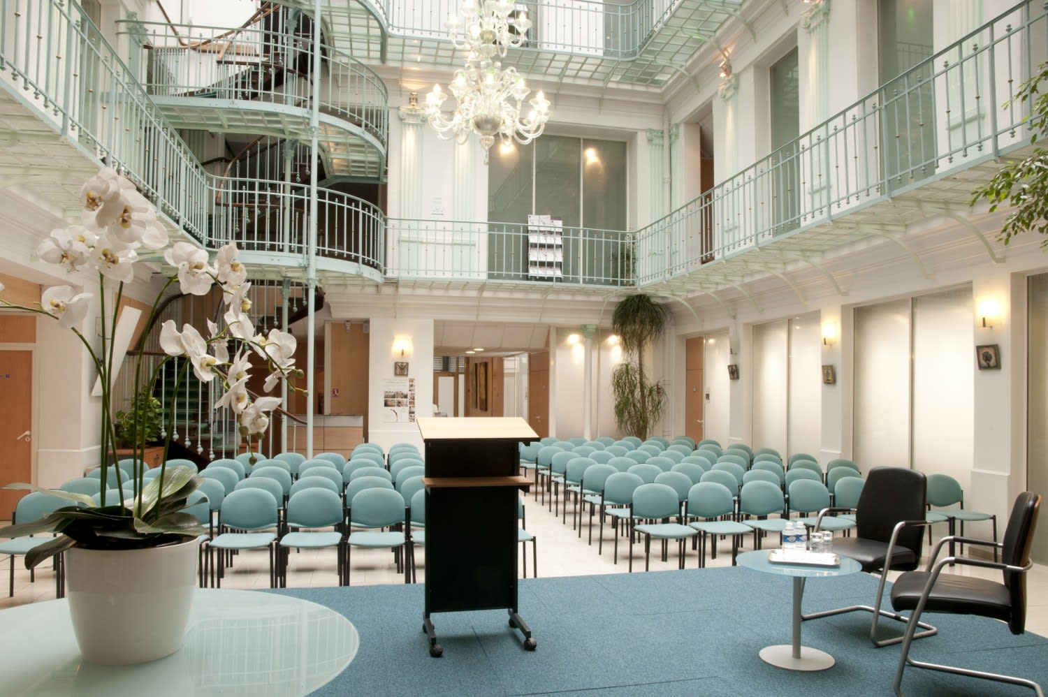 La Verrière Cléry Location Salle de réception Paris SooMeet